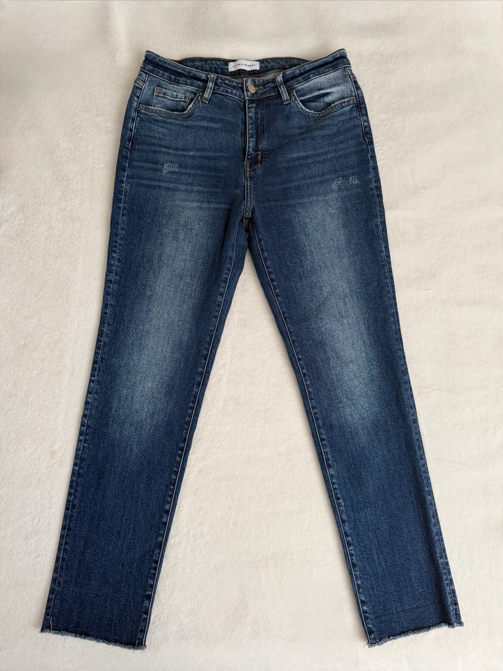 Women's Jeans in Dark Blue Wash